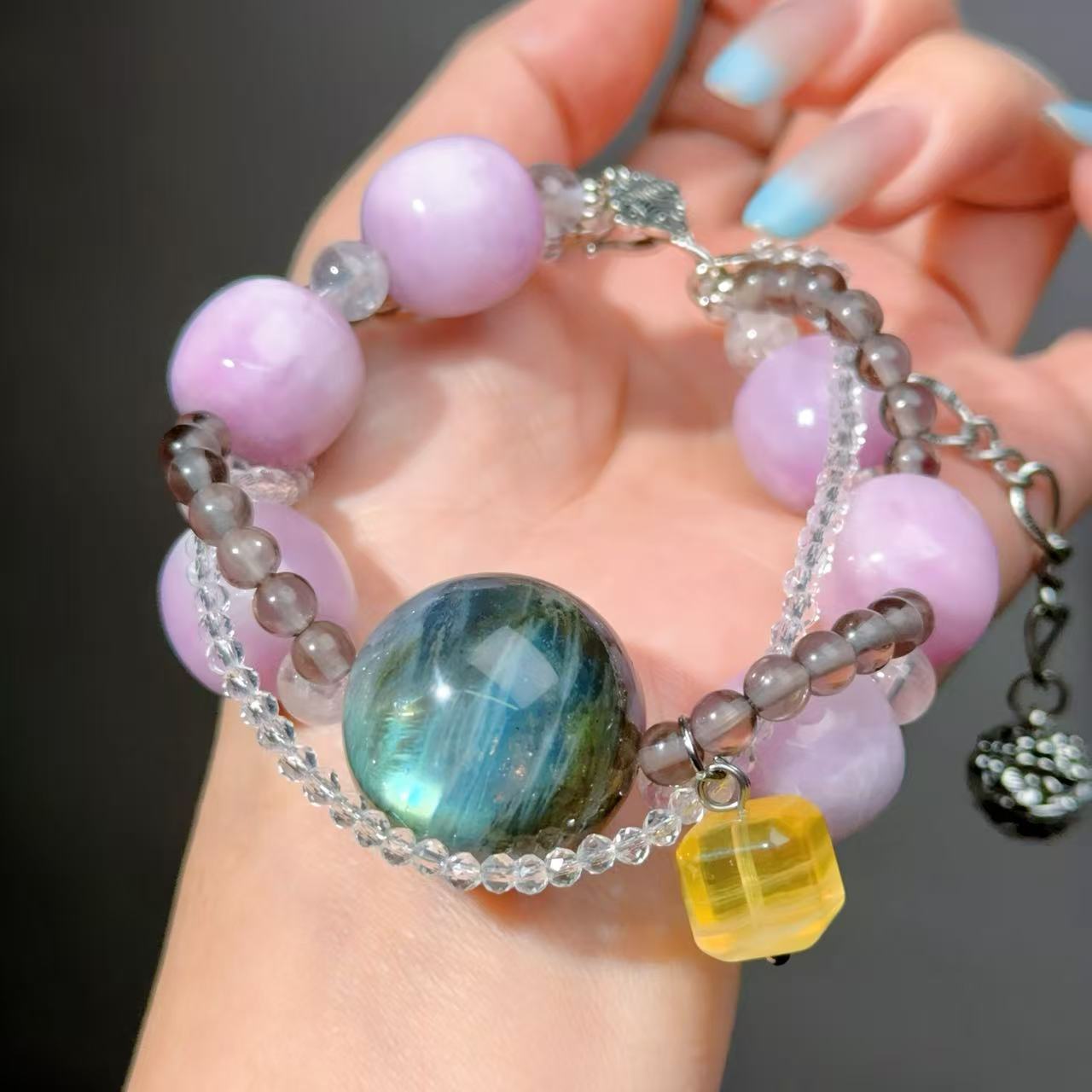 060  Kunzite Labradorite Obsidian 2025 Energy High Quality Fashion Jewelry Feng Shui Beads Magnetic Gift